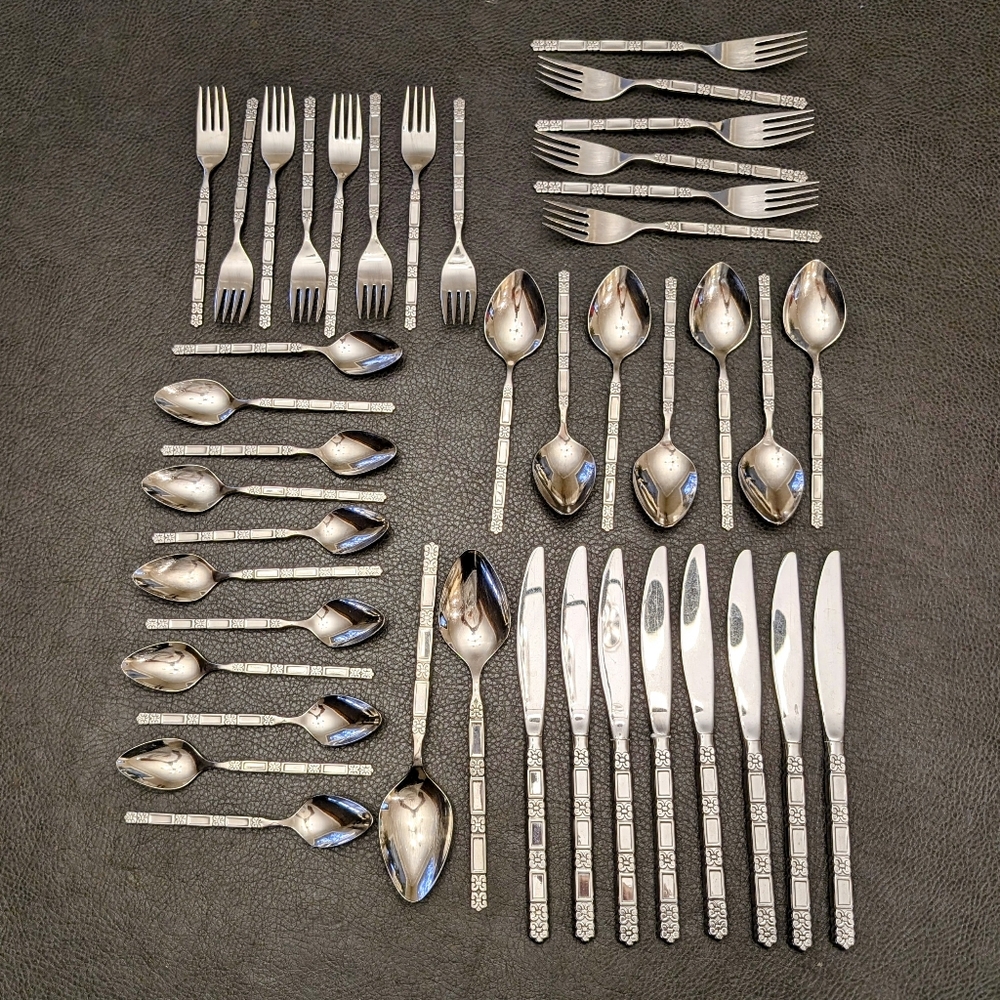 Oneida Community Madrid Flatware Stainless No Black Accent Serving 43 Pc - Picture 3 of 15